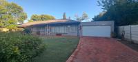 3 Bedroom 3 Bathroom House for Sale for sale in Bayswater