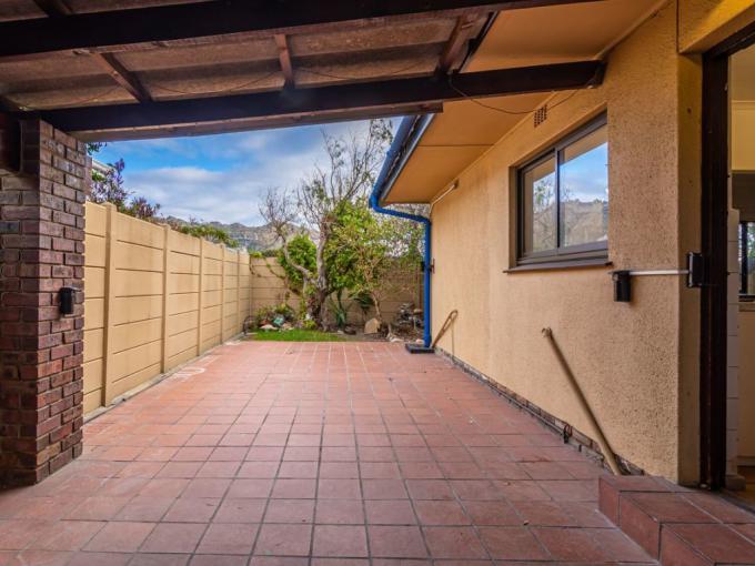 5 Bedroom House for Sale For Sale in Gordons Bay MR580565