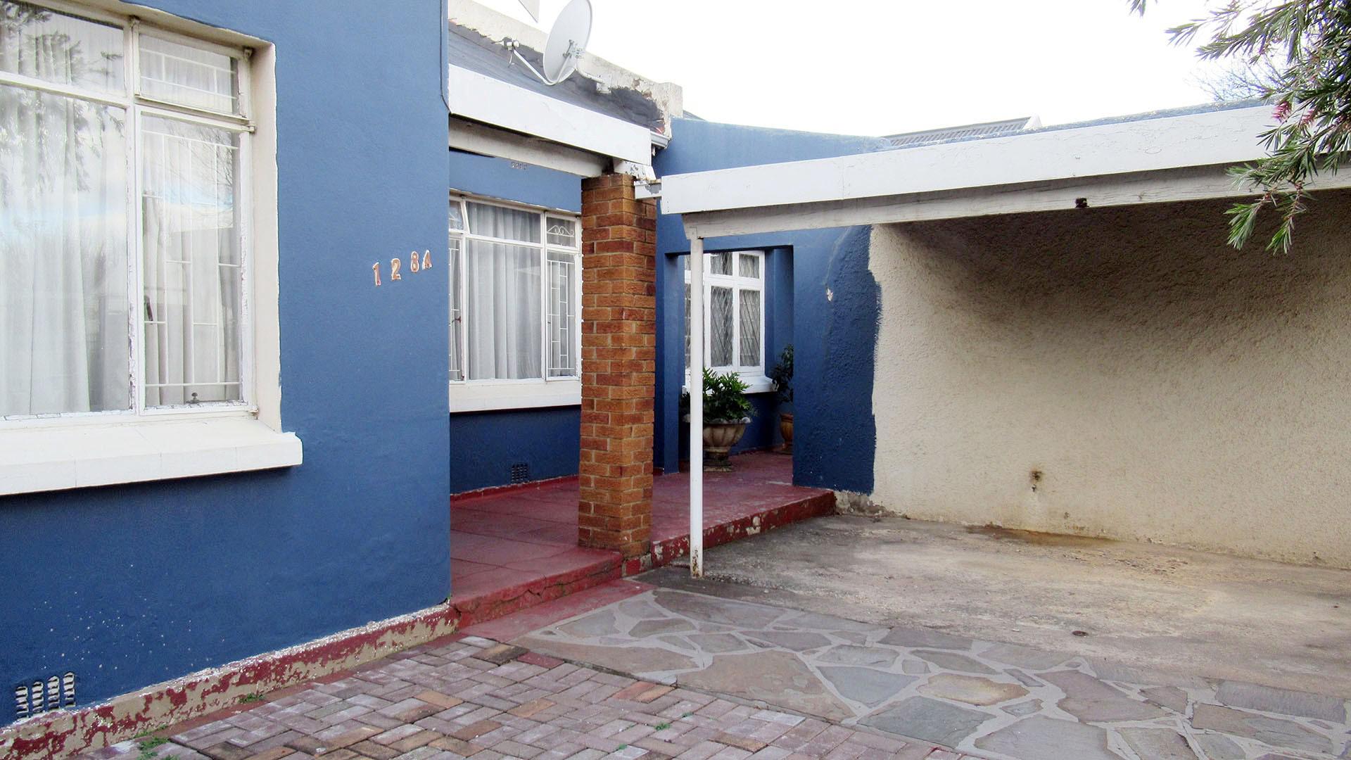 Standard Bank EasySell 2 Bedroom House for Sale in Benoni We