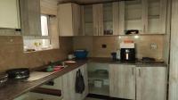 Kitchen of property in New Eastridge