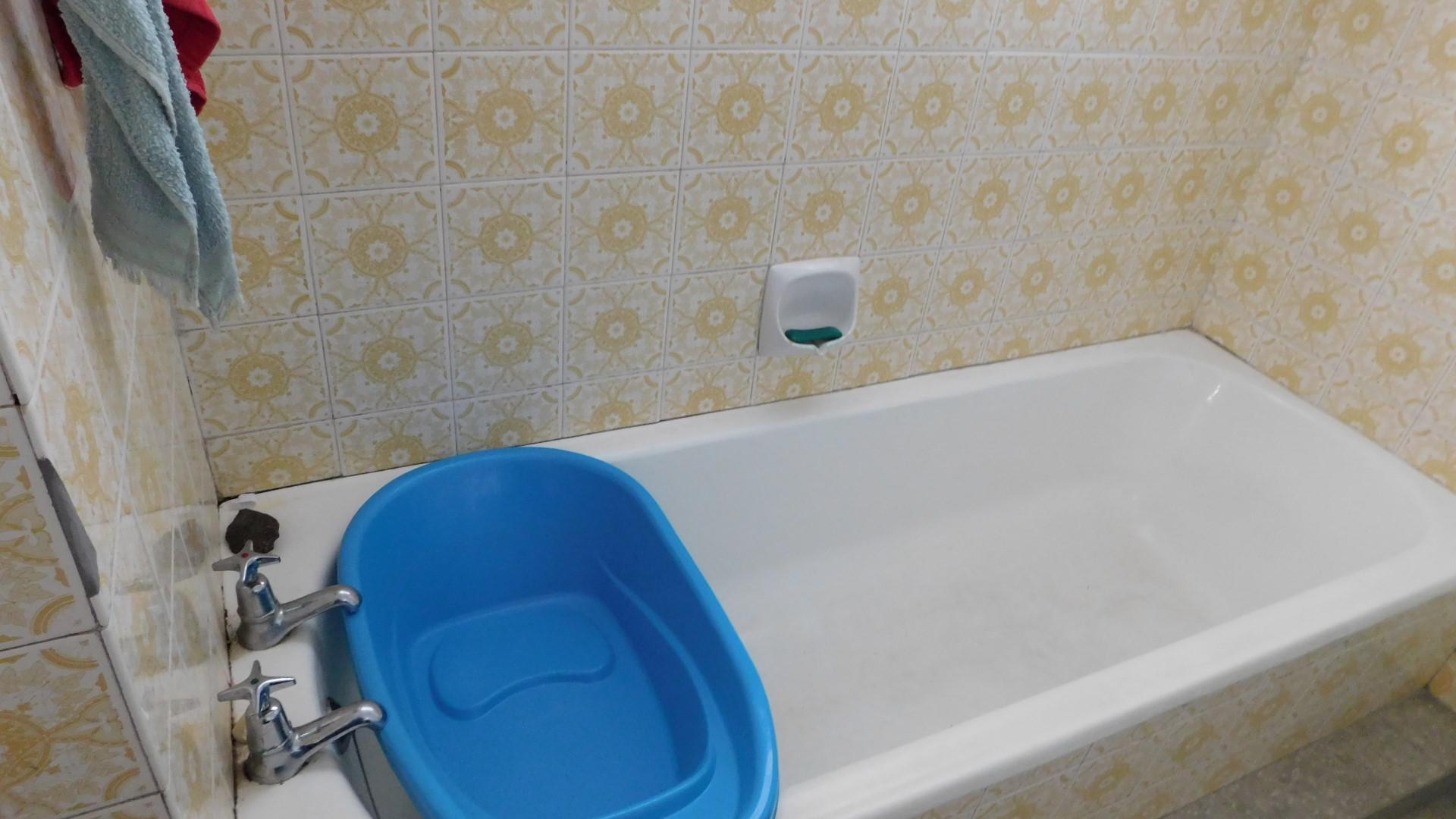 Bathroom 1 - 8 square meters of property in Pelham