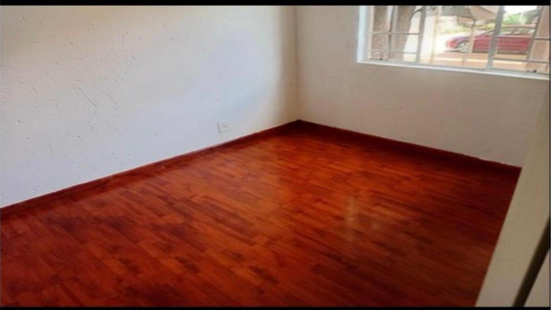 Bed Room 1 - 11 square meters of property in Georginia