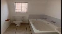 Bathroom 1 - 4 square meters of property in Georginia