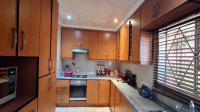 Kitchen - 15 square meters of property in Dawn Park