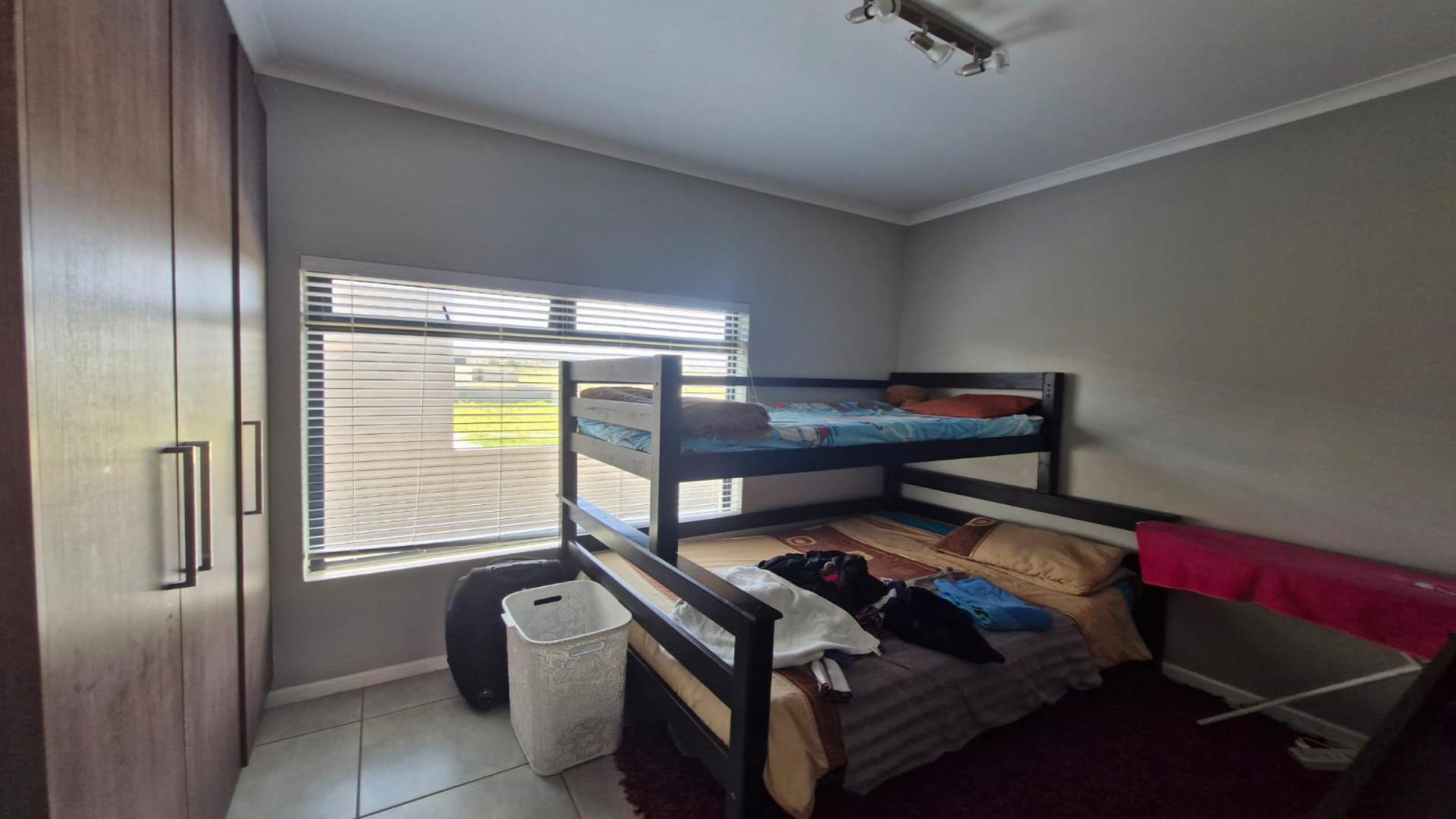 Bed Room 3 of property in Kidds Beach