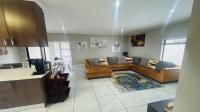 Lounges of property in Kidds Beach