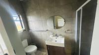 Bathroom 2 of property in Kidds Beach