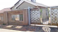 2 Bedroom 2 Bathroom House for Sale for sale in Rosslyn