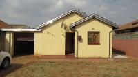 2 Bedroom 1 Bathroom House for Sale for sale in Protea Glen