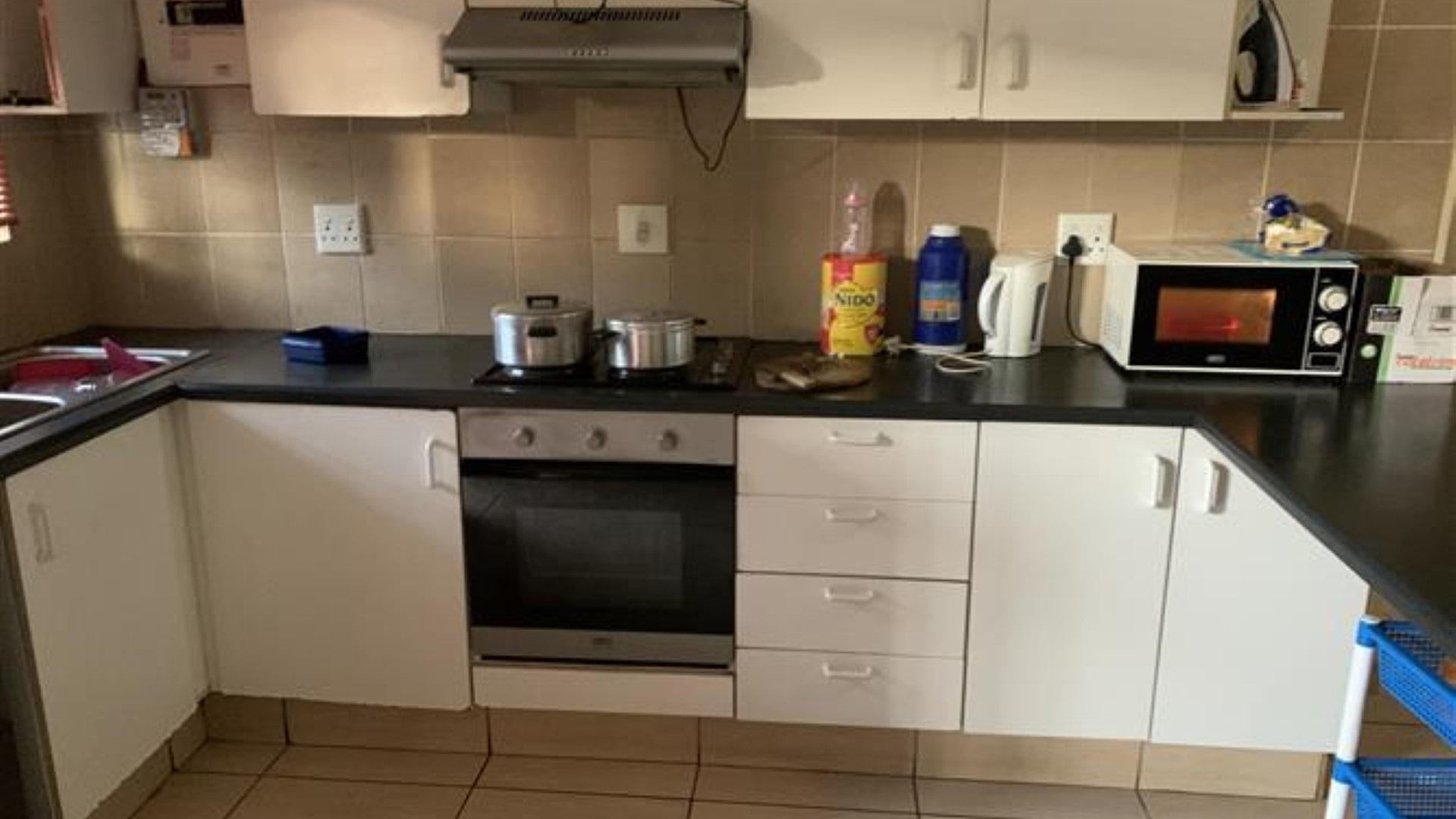 Kitchen of property in Sea View 