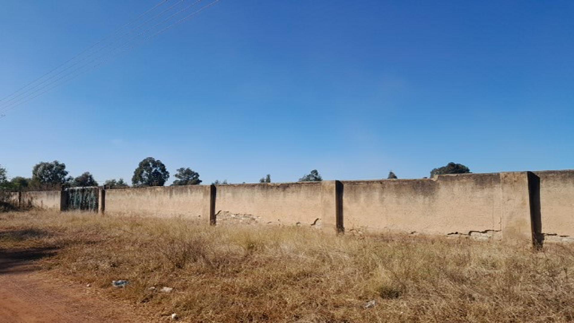 Front View of property in West Rand AH
