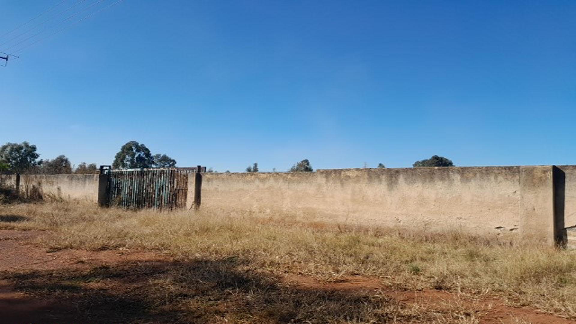 Front View of property in West Rand AH