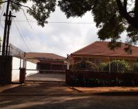 Front View of property in Highlands North