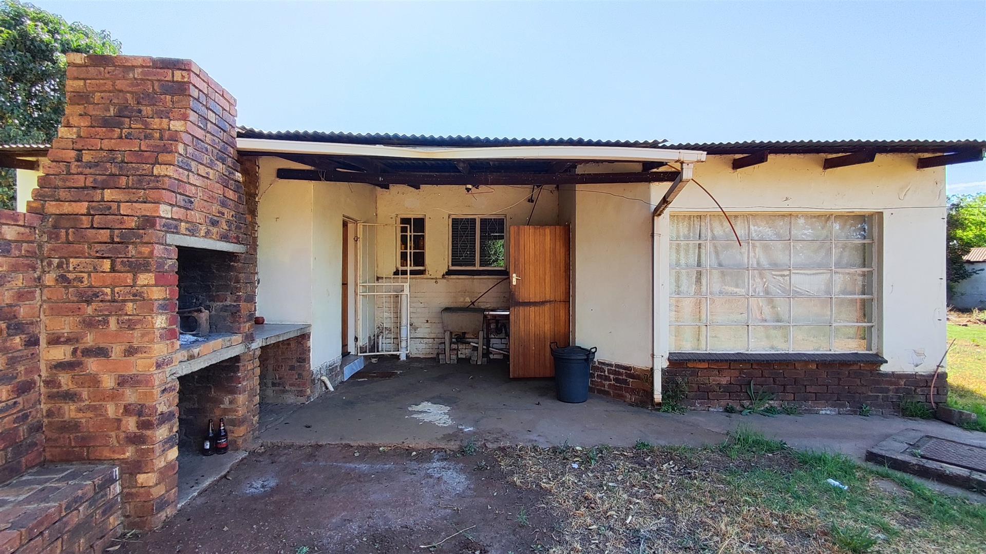 Backyard of property in Daleside