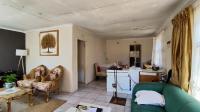 Lounges - 12 square meters of property in Daleside