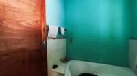Bathroom 1 - 5 square meters of property in Daleside
