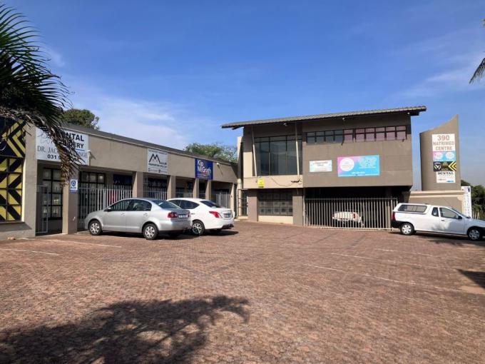 Commercial to Rent in Amanzimtoti  - Property to rent - MR581893