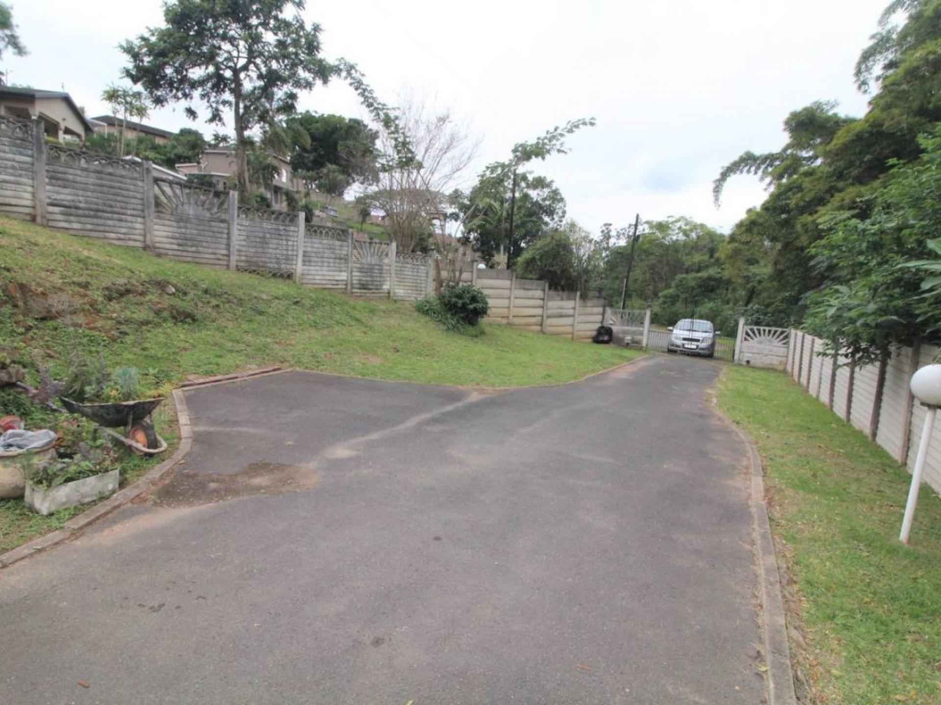 3 Bedroom House for Sale For Sale in Queensburgh MR581898