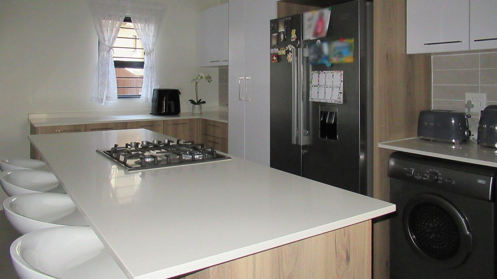 Kitchen - 15 square meters of property in Westlake View