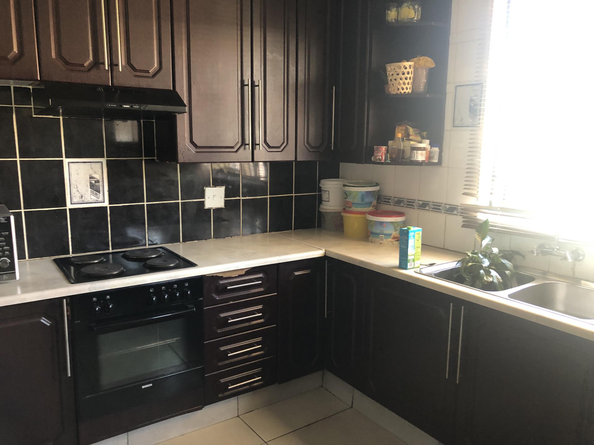  of property in Creswell Park