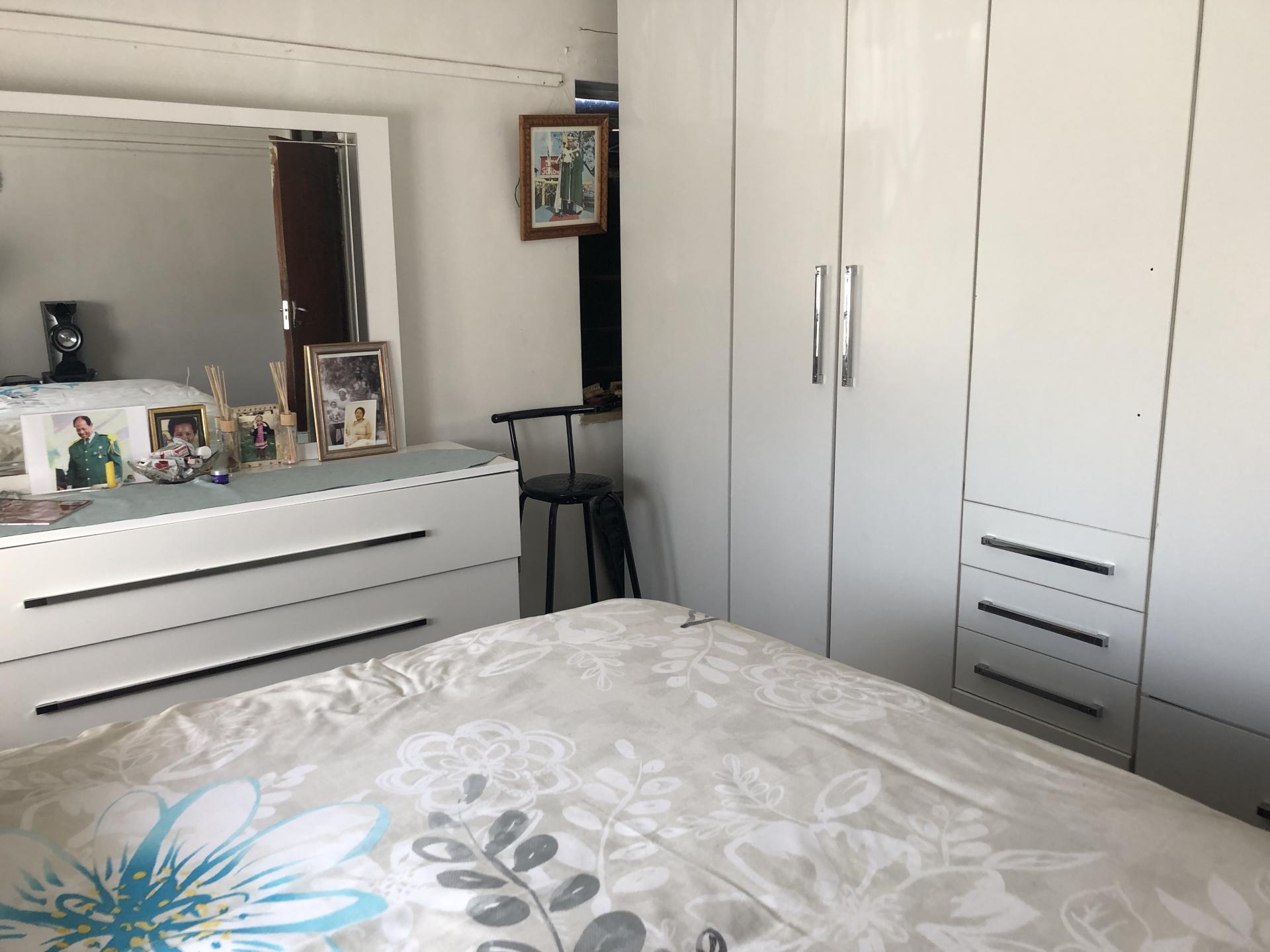  of property in Creswell Park