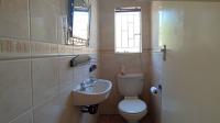 Guest Toilet - 2 square meters of property in North Riding A.H.