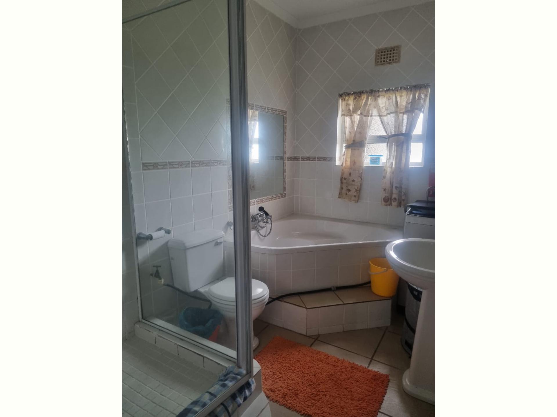  of property in Hibberdene