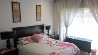 Main Bedroom - 24 square meters of property in Arcon Park