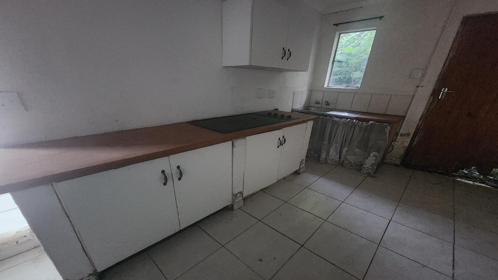 Flatlet of property in Blackridge