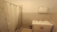 Bathroom 2 of property in Blackridge