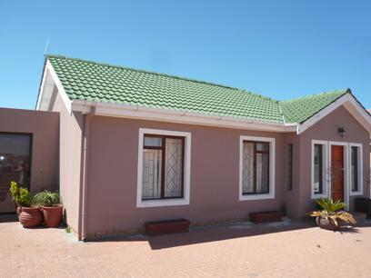 2 Bedroom House for Sale For Sale in Strand - Private Sale - MR58290
