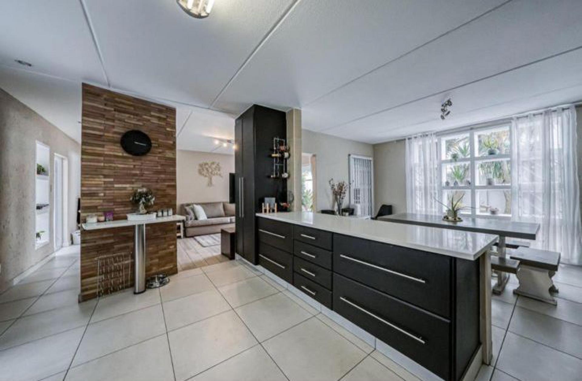 2 Bedroom Cluster for Sale For Sale in Meyersdal MR582995