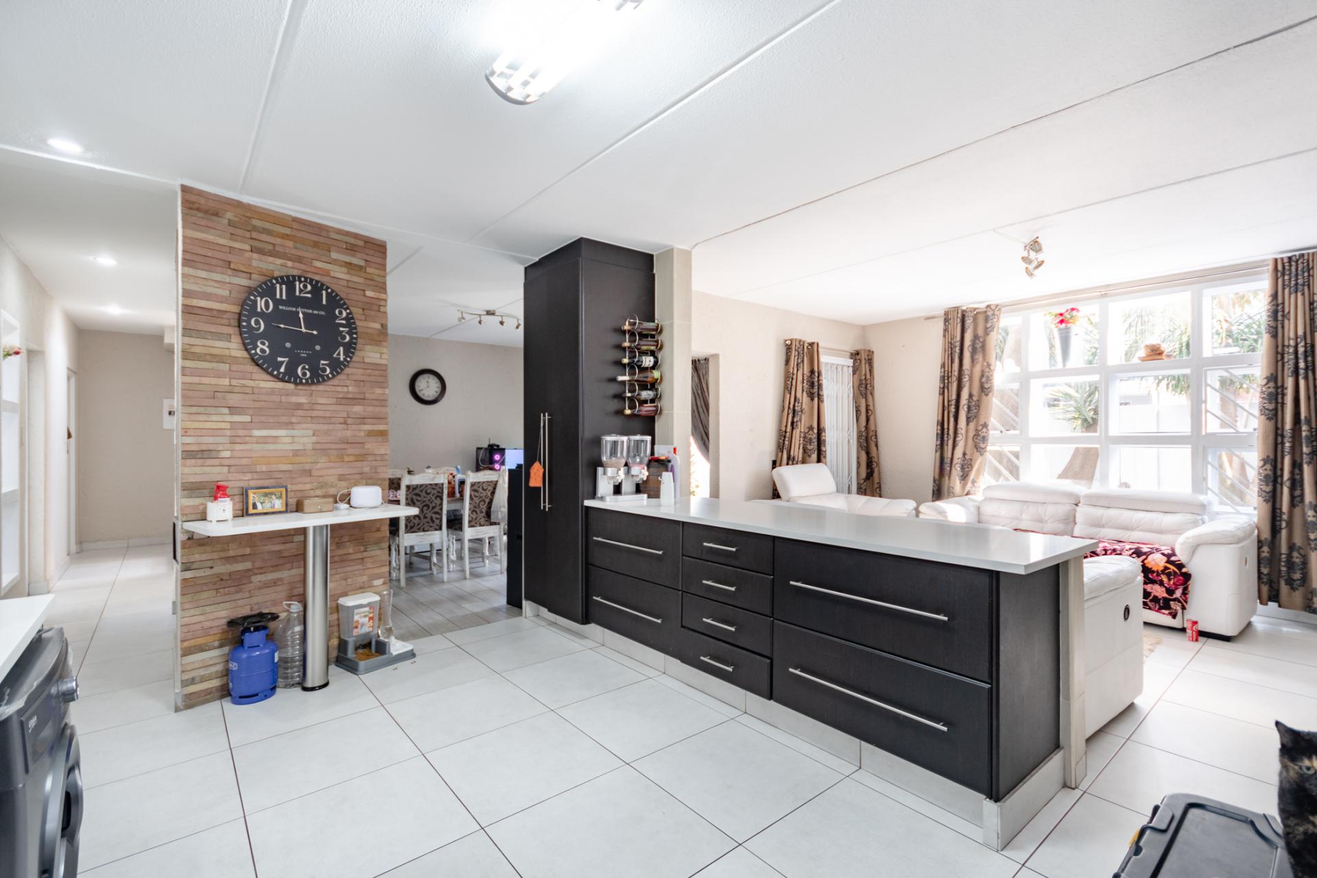 2 Bedroom Cluster for Sale For Sale in Meyersdal MR582995