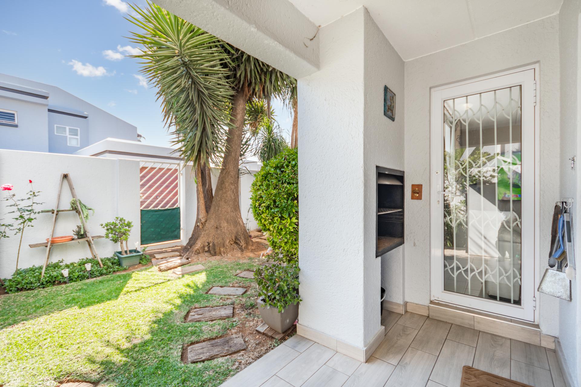 2 Bedroom Cluster for Sale For Sale in Meyersdal MR582995