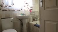 Bathroom 1 - 5 square meters of property in Turffontein