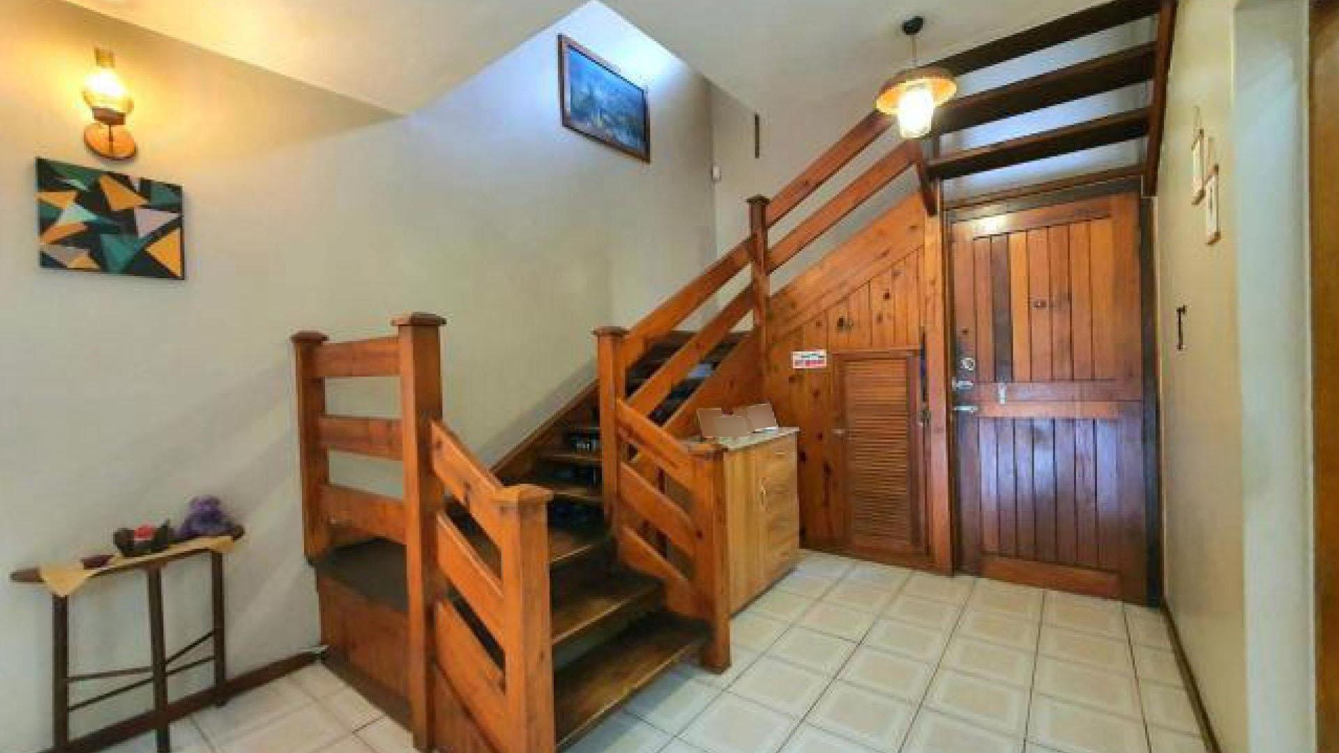 Spaces - 32 square meters of property in Amanzimtoti 