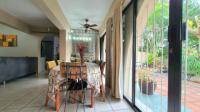 Dining Room - 11 square meters of property in Amanzimtoti 