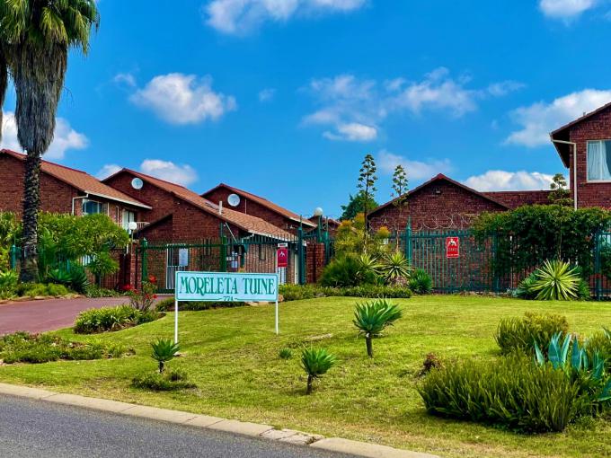 2 Bedroom Apartment for Sale For Sale in Moreletapark - MR583007