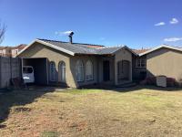 3 Bedroom 2 Bathroom House for Sale for sale in Roodepoort