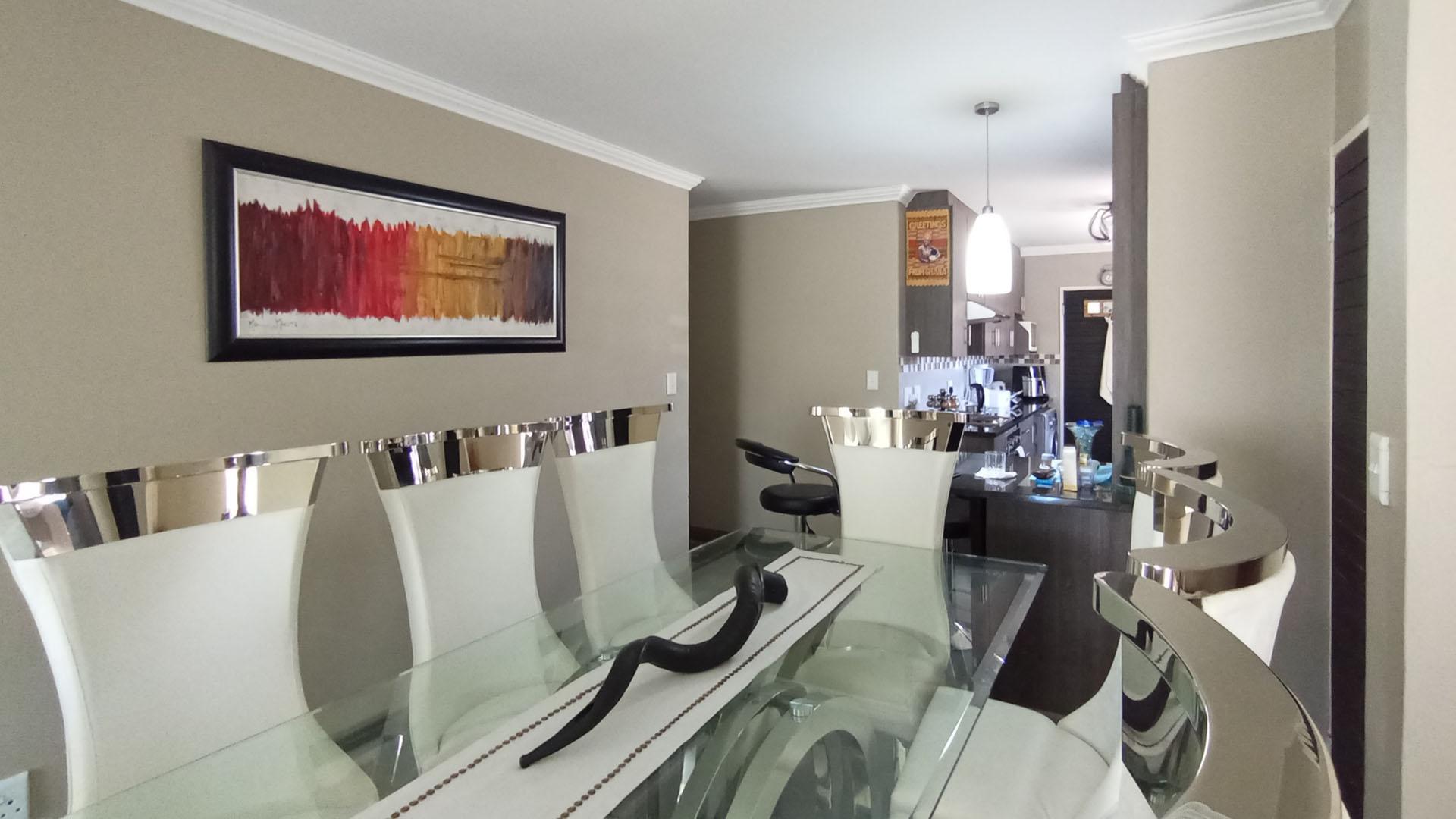 Dining Room - 12 square meters of property in Amberfield