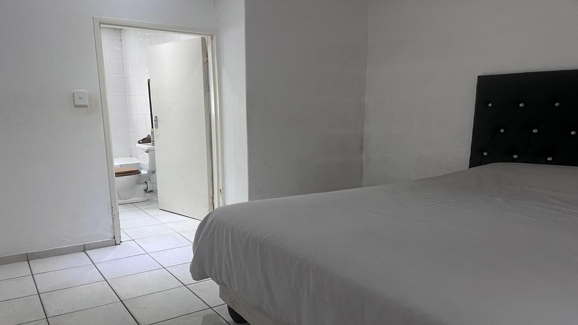 Bed Room 3 of property in Pinetown 