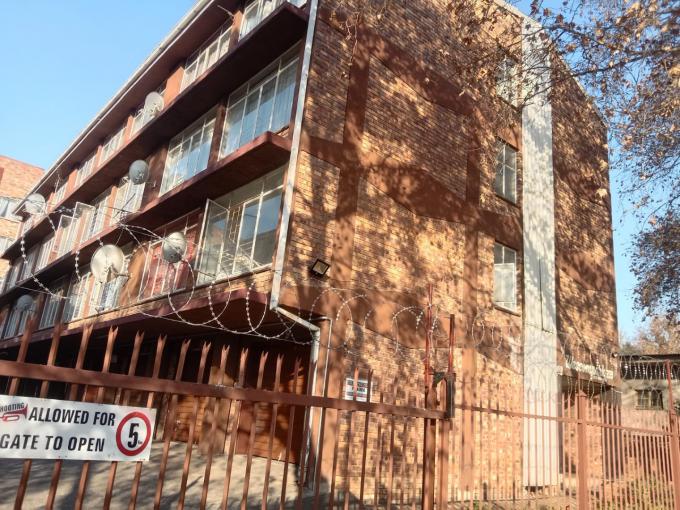 2 Bedroom Apartment for Sale For Sale in Pretoria West - MR583338