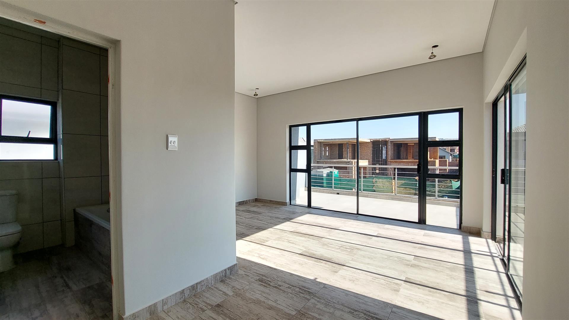 Bed Room 4 - 14 square meters of property in Six Fountains Estate