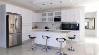 Kitchen - 27 square meters of property in Silver Lakes