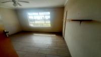Bed Room 1 - 22 square meters of property in Tamara Park