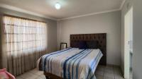 Main Bedroom - 15 square meters of property in Sky City