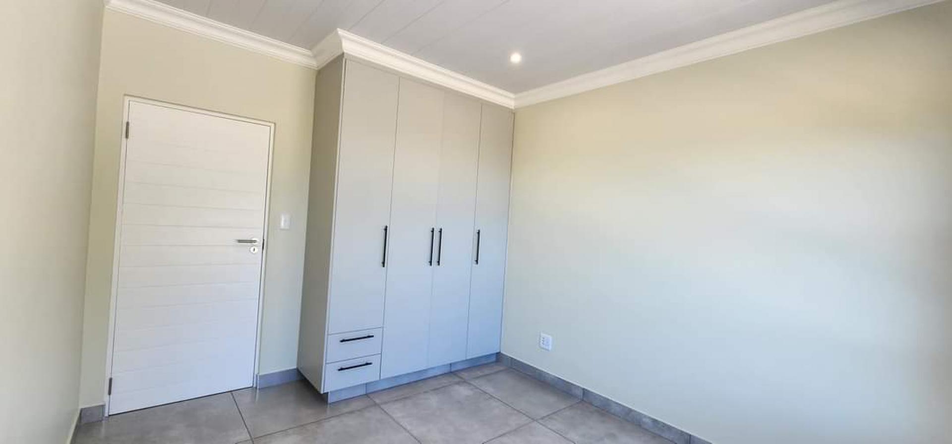 3 Bedroom House for Sale For Sale in Tergniet MR583920 M