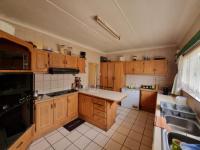 Kitchen of property in Universitas