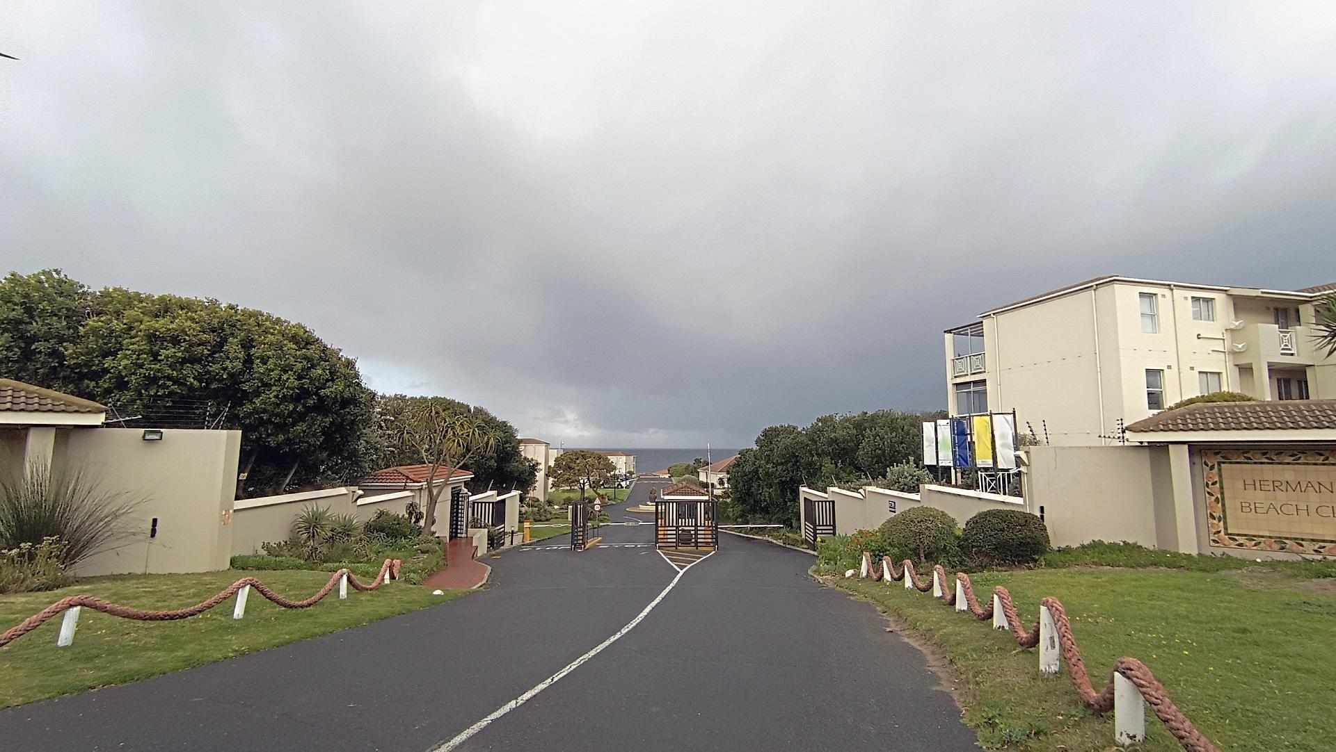 Front View of property in Hermanus