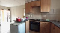 Kitchen - 7 square meters of property in Olympus